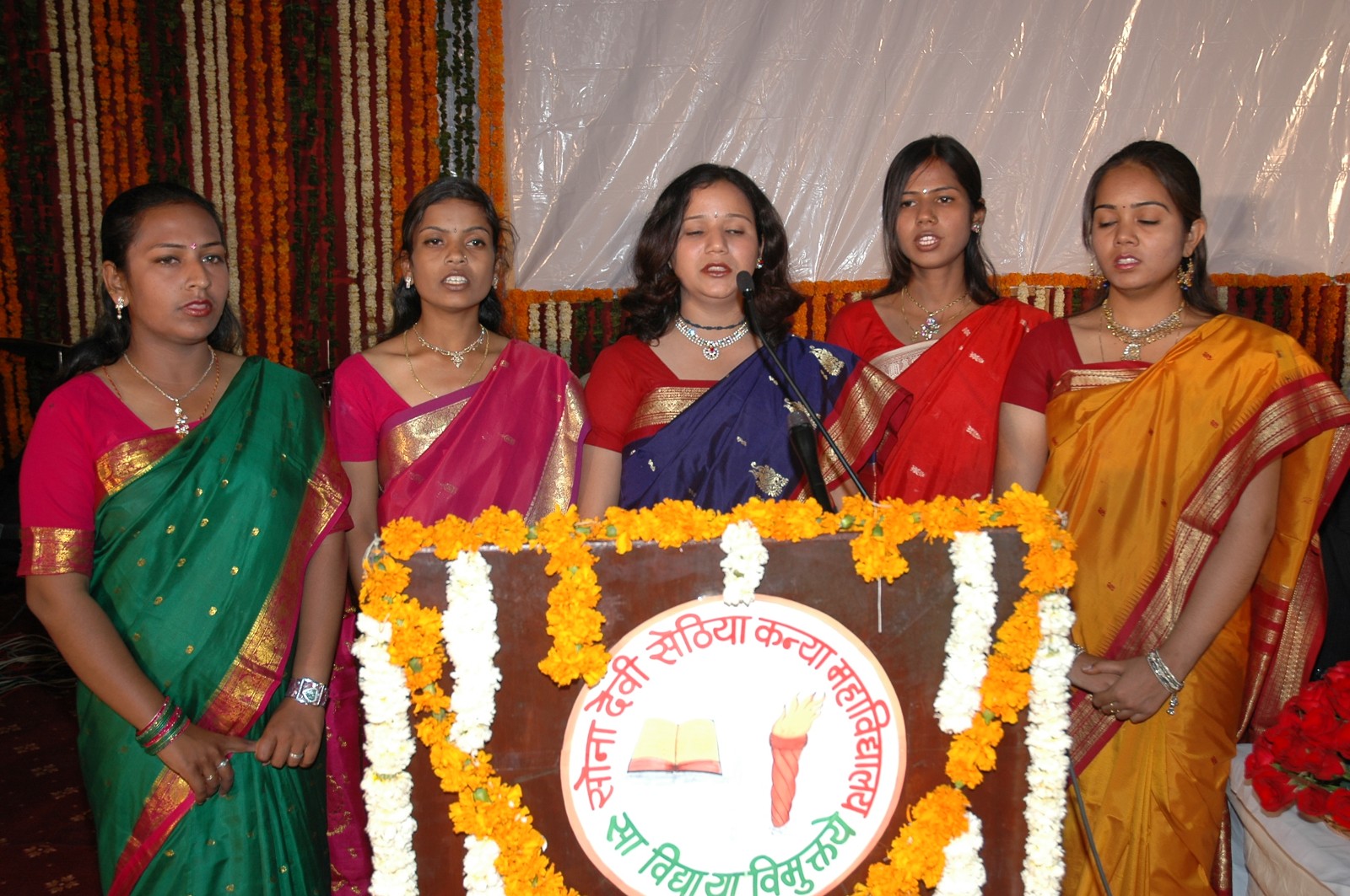 Welcome song by college girls.